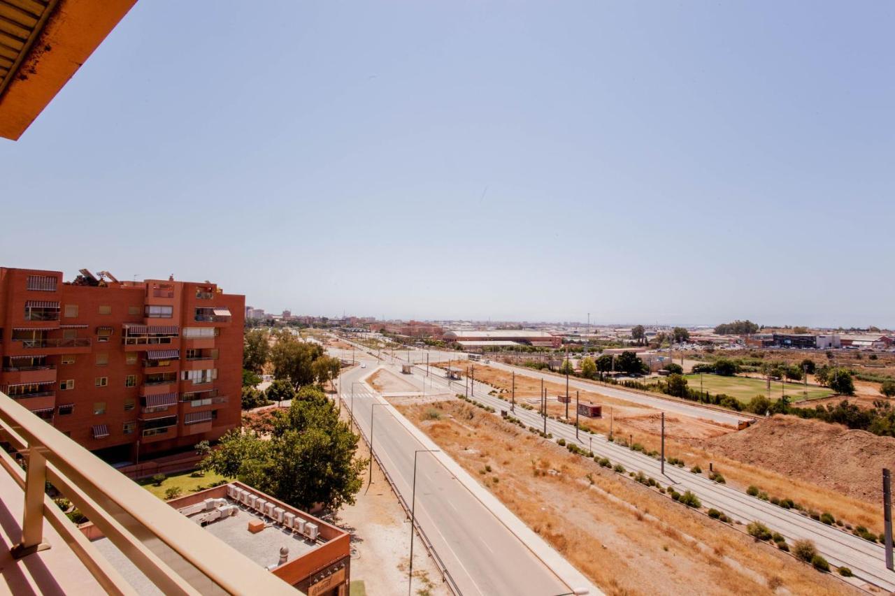 Lejlighed Apartamento Teatinos, Metro, Free Parking & Pool